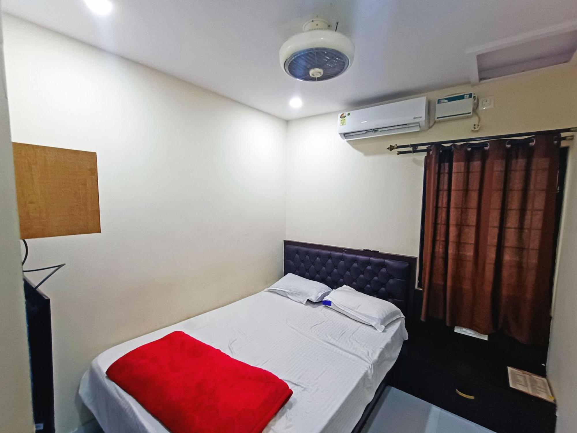 Mg Residency Hotel Chikmagalur Exterior photo